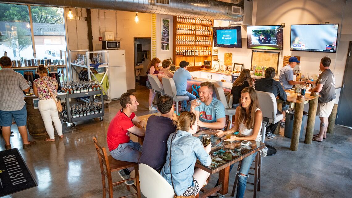 82° West Distilling