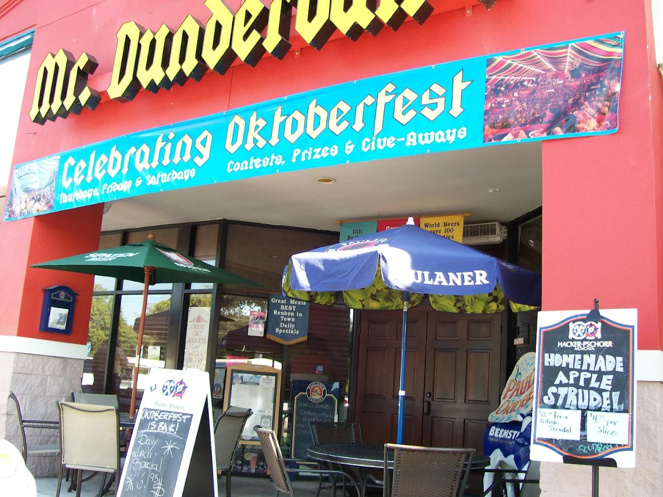 Mr Dunderbak's Biergarten & Brewery
