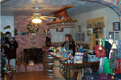Tangled Oaks Vineyard